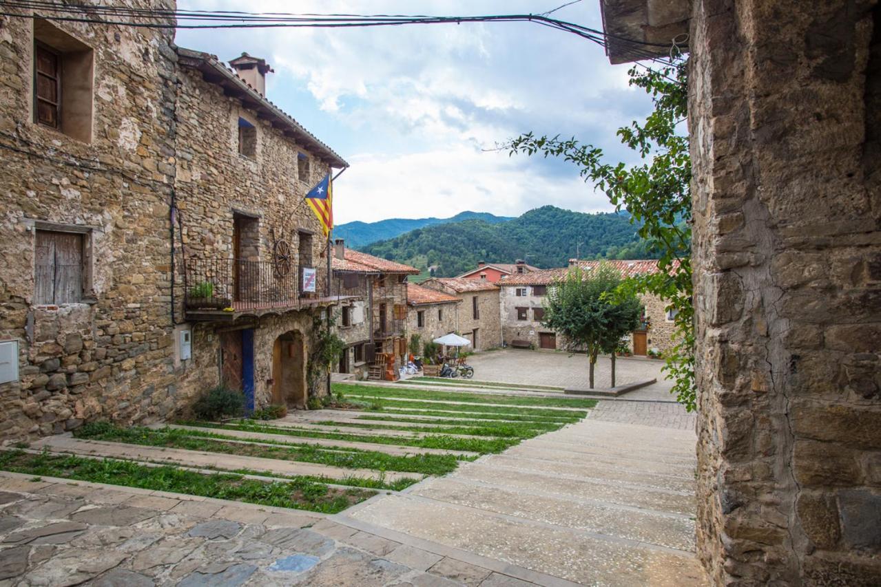 El Reliquier de Vallfogona del Ripolles Vallfogona de Ripollès Exterior foto